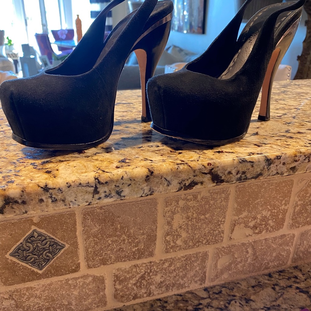 Alice + Olivia Sling Back Heels